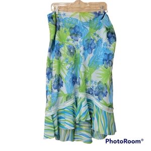 'Versailles' floral print skirt, Size XL, good used condition.